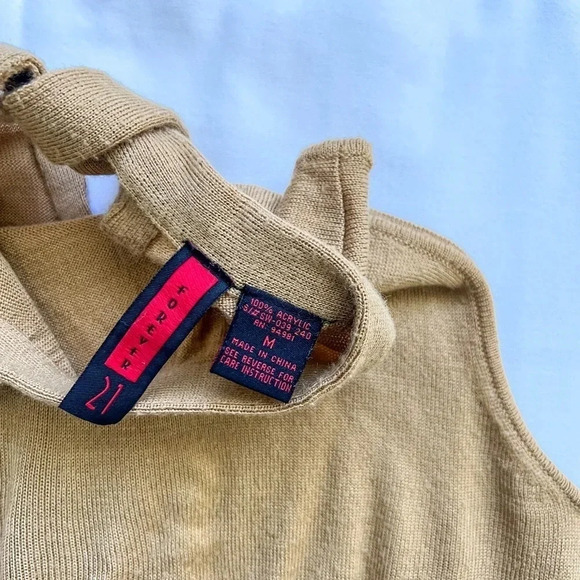 Vintage Y2K Forever 21 Sleeveless High Neck Sweater - Picture 2 of 6